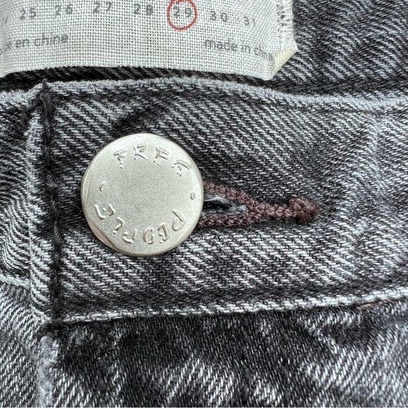 We The Free Loving Good Vibrations Distressed Frayed Shorts Size 29 Washed Black - Picture 7 of 12